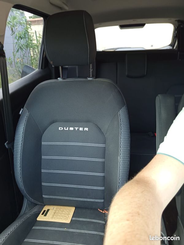 Dacia duster blue dci 4*2 4*4 6cv 2020 (image 6)