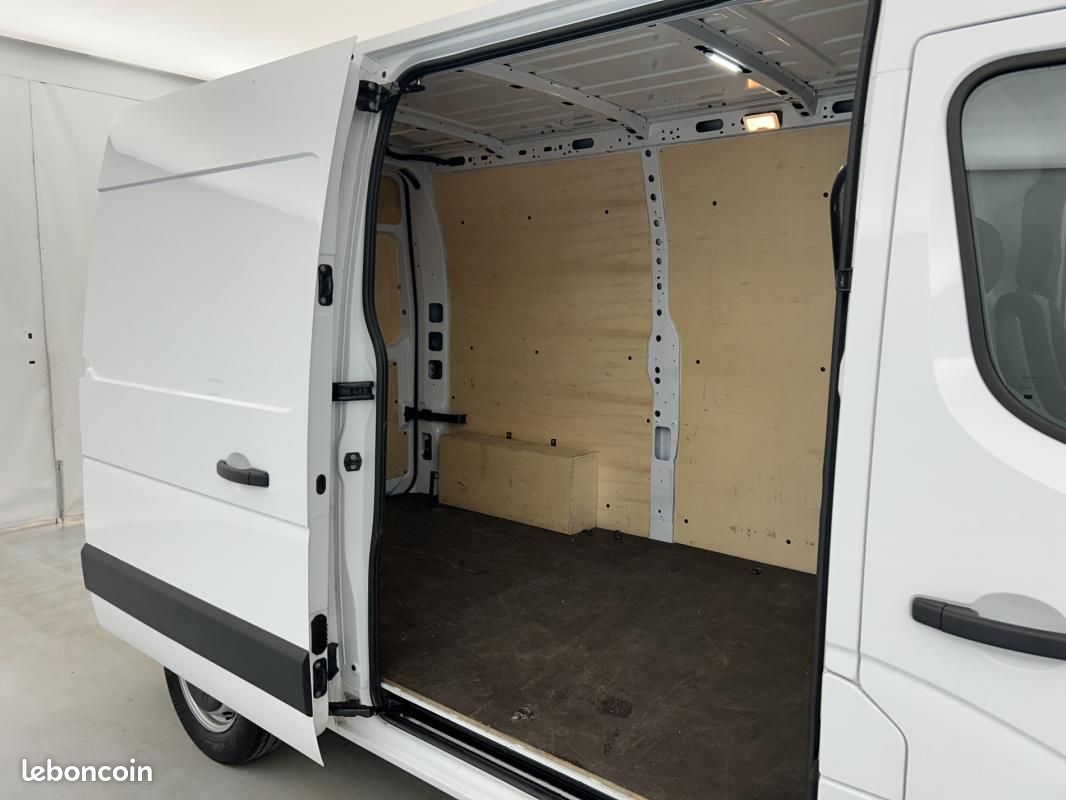 Renault Master FOURGON FGN TRAC F3500 L2H2 BLUE DCI 135 CONFORT (image 16)