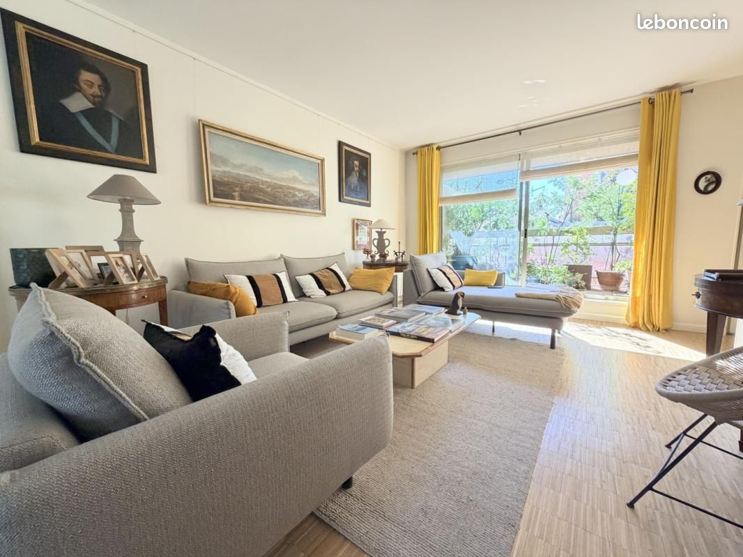 Appartement 4 pièces 105 m² · à Issy-les-Moulineaux · 105 m² · 850 000 €
