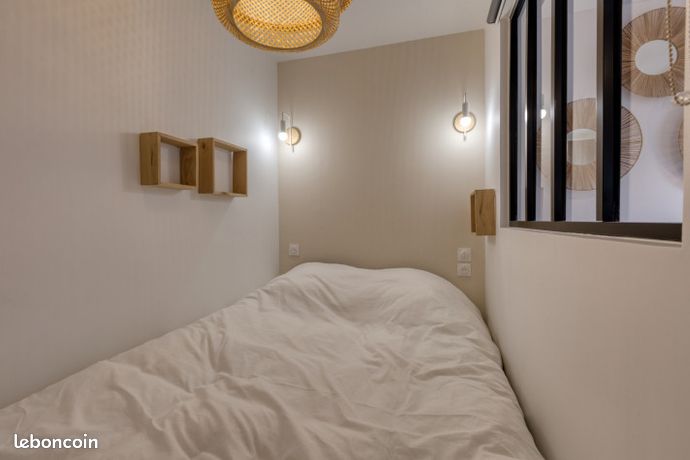 Appartement a louer paris-18e-arrondissement - 2 pièce(s) - 18 m2 - Surfyn