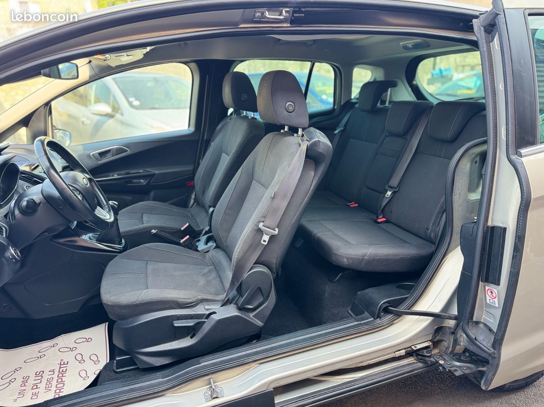 FORD B-MAX 1.6 TDCI 95CH Titanium (image 8)