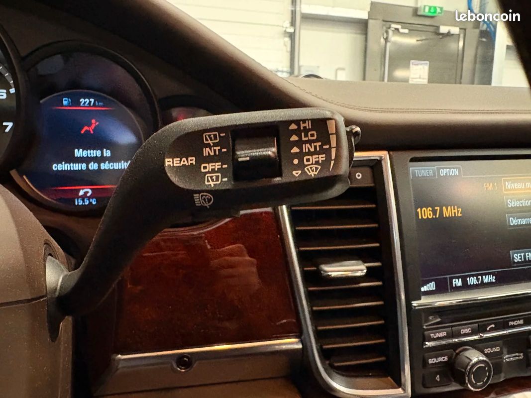 PORSCHE PANAMERA Turbo V8 4.8 500 PDK CÉRAMIQUES/TOIT OUVRANT/SUIVI PORSCHE (image 35)