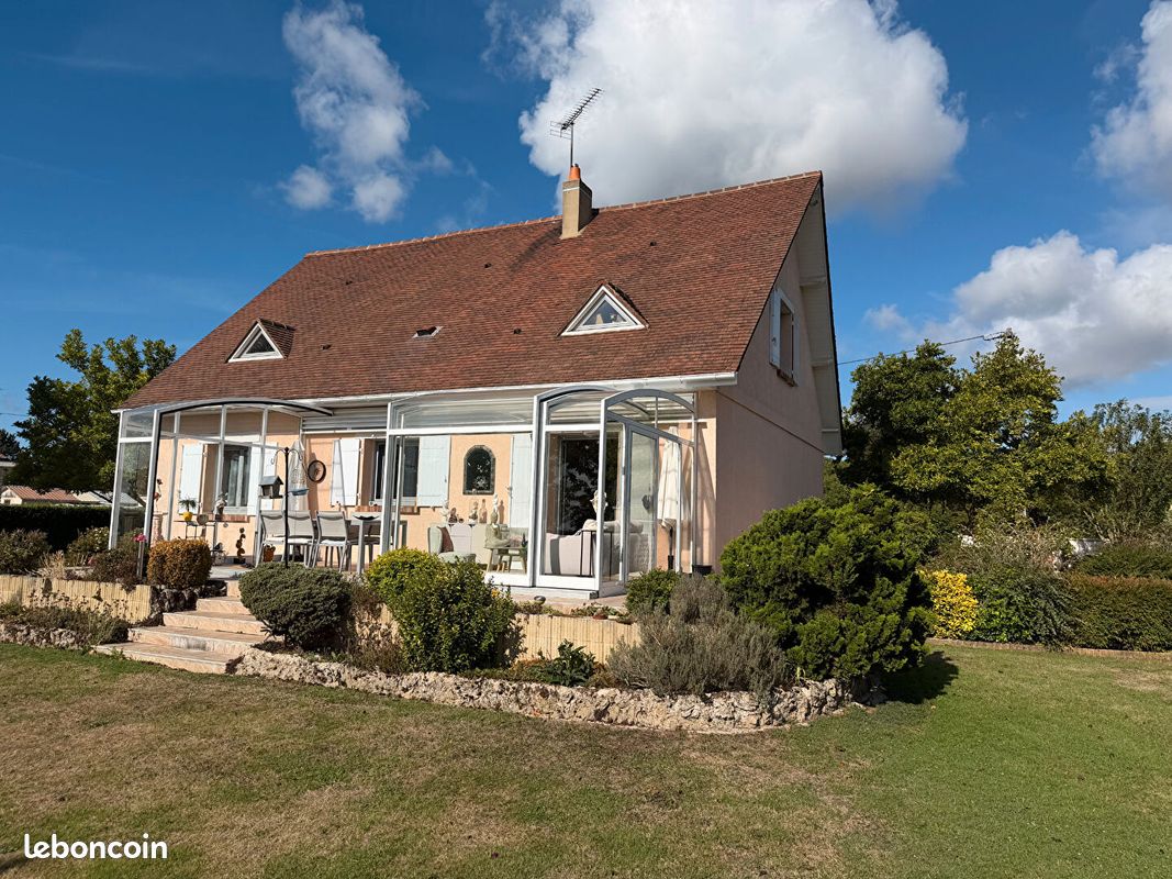 Maison 6 pièces 130 m² · à Rochy-Condé · 130 m² · 297 000 €