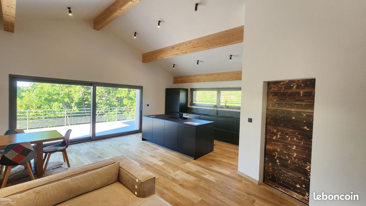 Maison 6 pièces 125 m² · à La Chaux-du-Dombief · 125 m² · 619 000 €