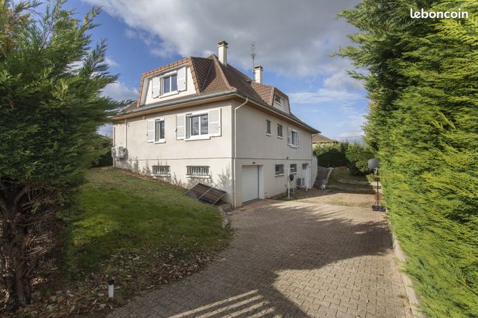 Maison 9 pièces 167 m²