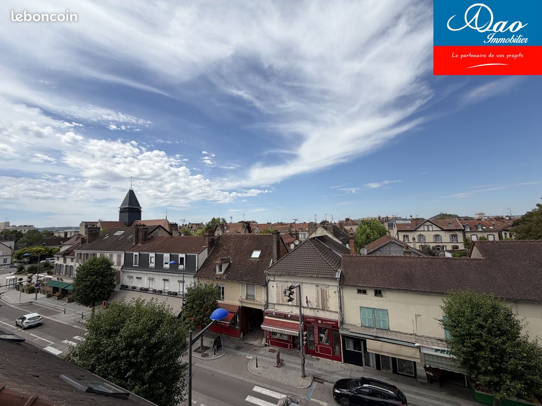 Appartement 3 pièces 69 m² · à Sainte-Savine · 69 m² · 99 000 €
