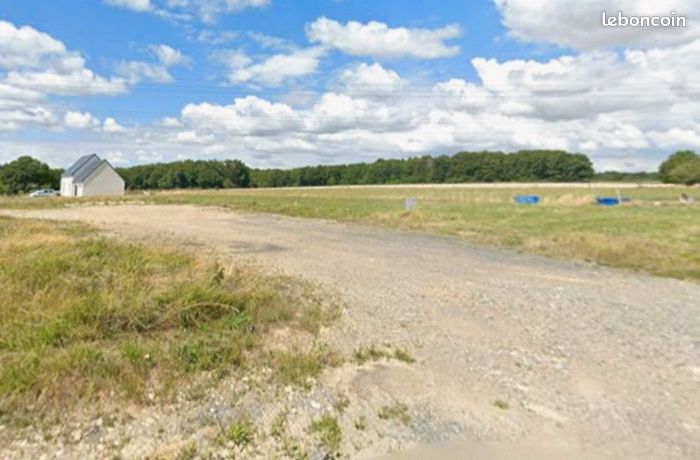 Terrain 601 m² Nouzilly