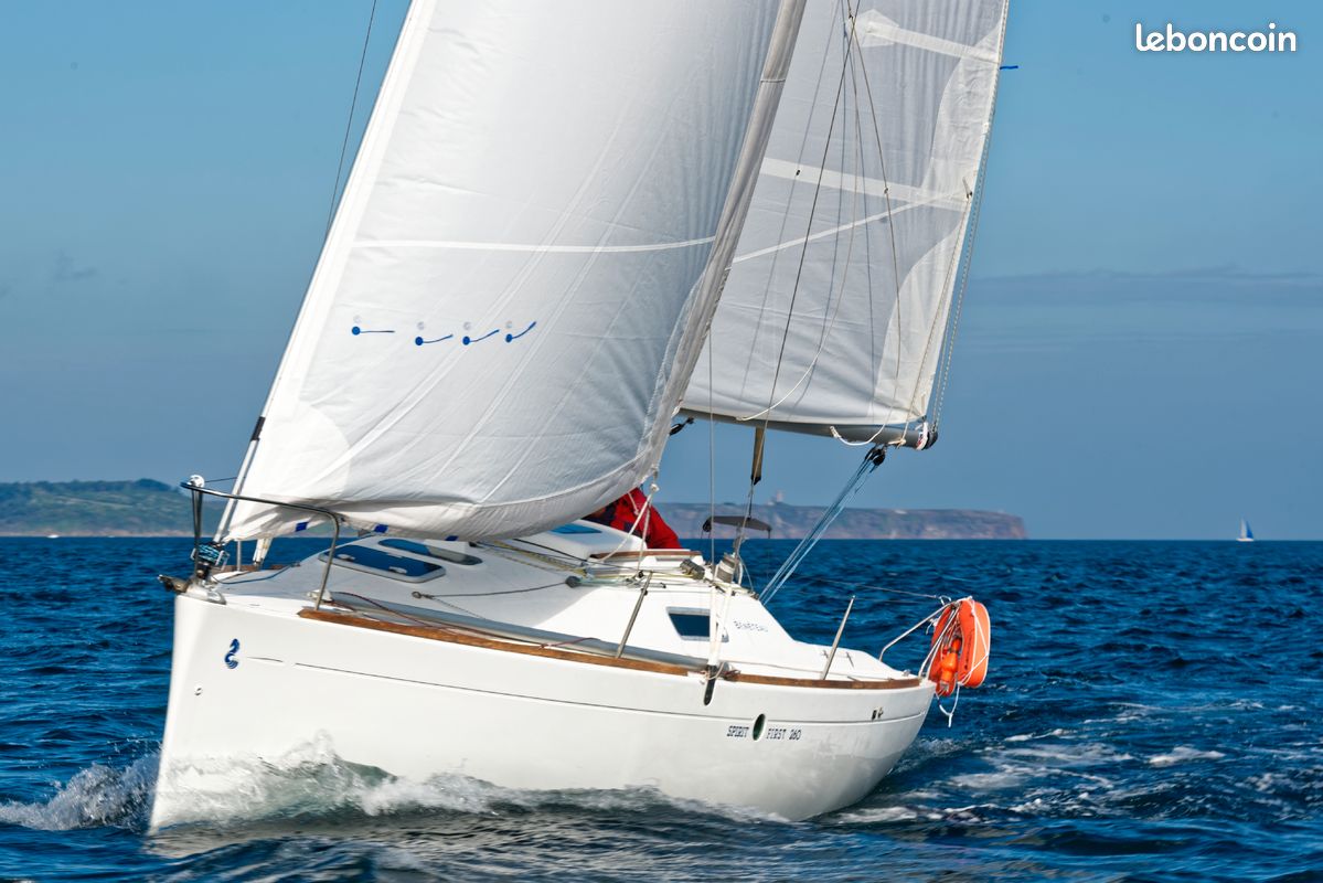 Bénéteau First 260 Spirit — View photo 1