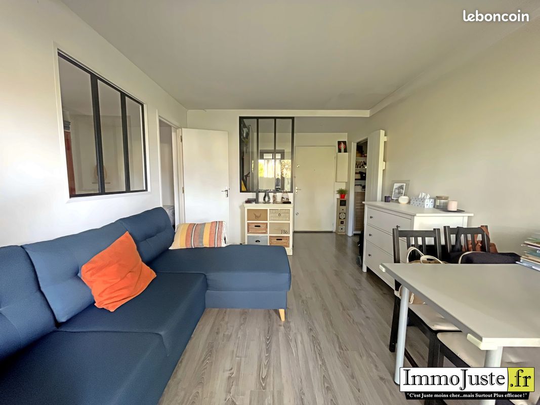 Appartement 2 pièces 37 m² · à Montigny-le-Bretonneux · 37 m² · 200 000 €