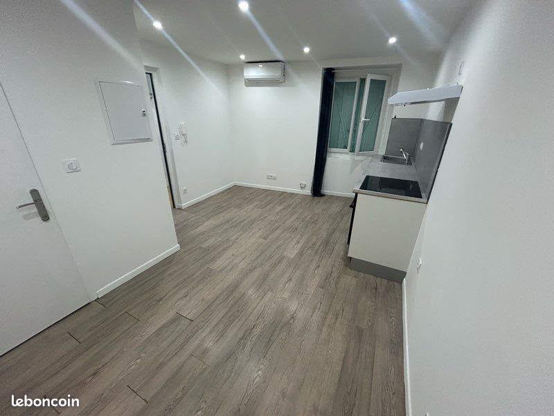 Appartement 1 pièce 18 m² · à Gonfaron · 18 m² · 410 €/mois