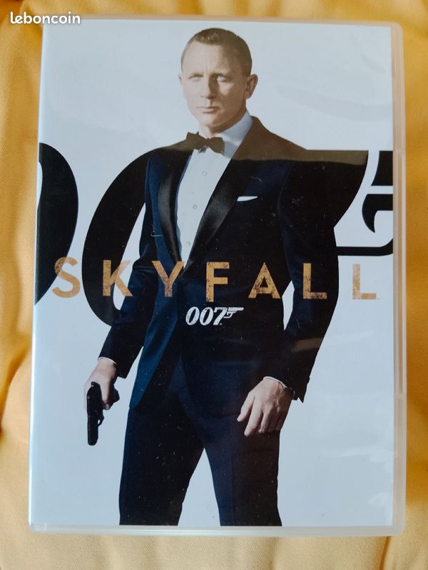 A vendre DVD James Bond 007 skyfall (image 1)