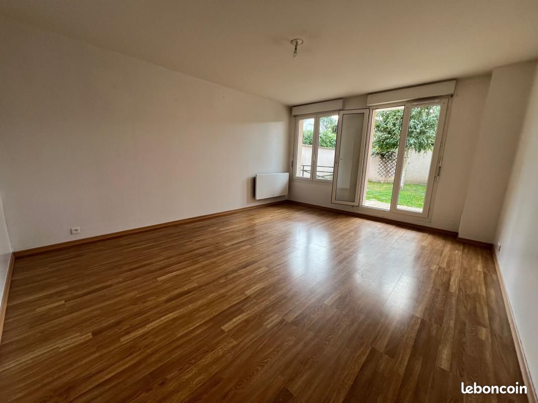 Appartement 4 pièces 80 m² · à Coulommiers · 80 m² · 1 050 €/mois