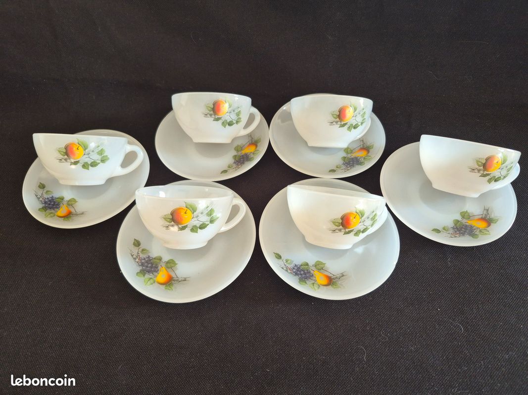 Lot de 4 tasses et sous tasses Arcopal France - Arts de la table