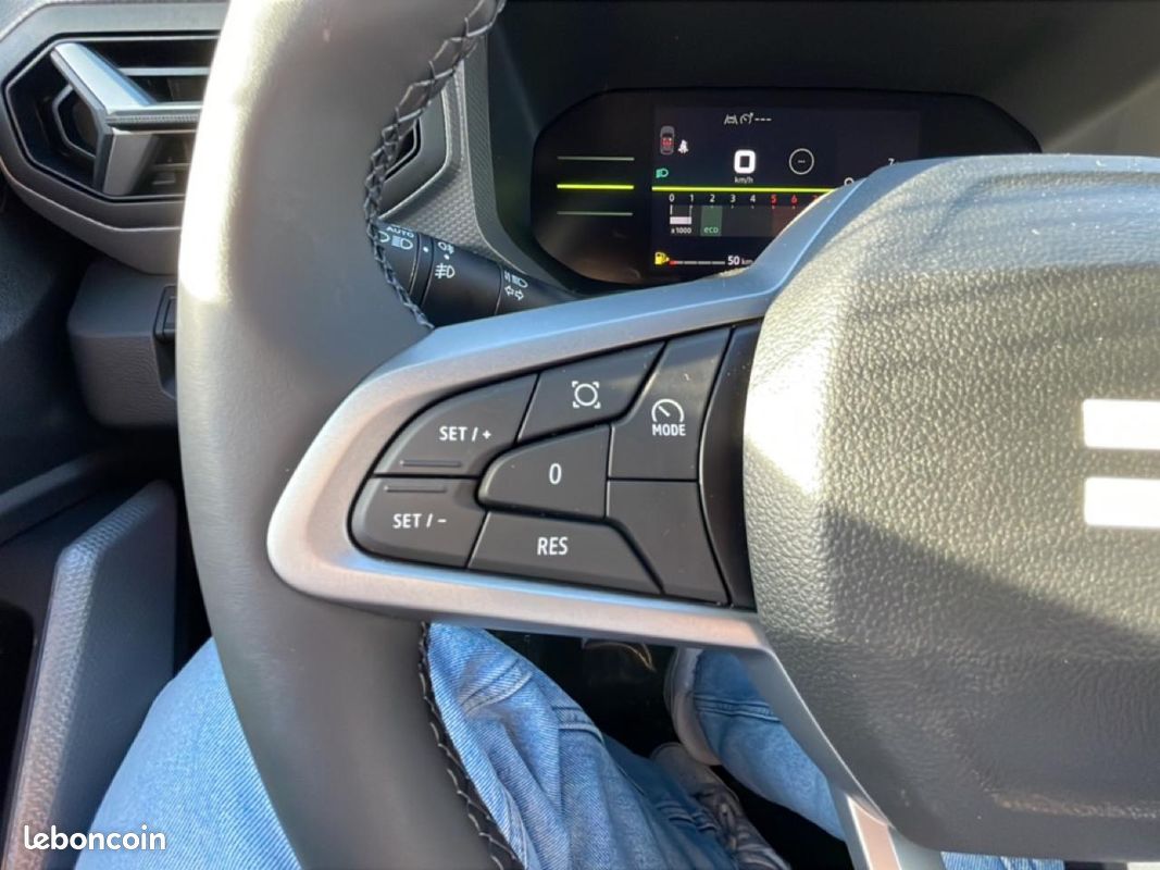 DACIA DUSTER 1.2 mild hybrid 140 journey (image 15)