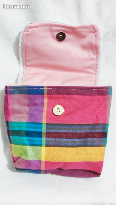 Pochette faite main en madras (image 3)