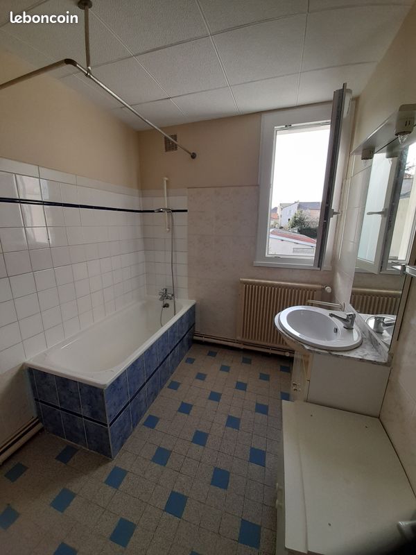 Particulier loue T2 de 48m2, Limoges, quartier Montjovis/Beaupuy/Ruchoux - Limoges 87100 Aurence-Cognac Cité U. Beaublanc (image 3)