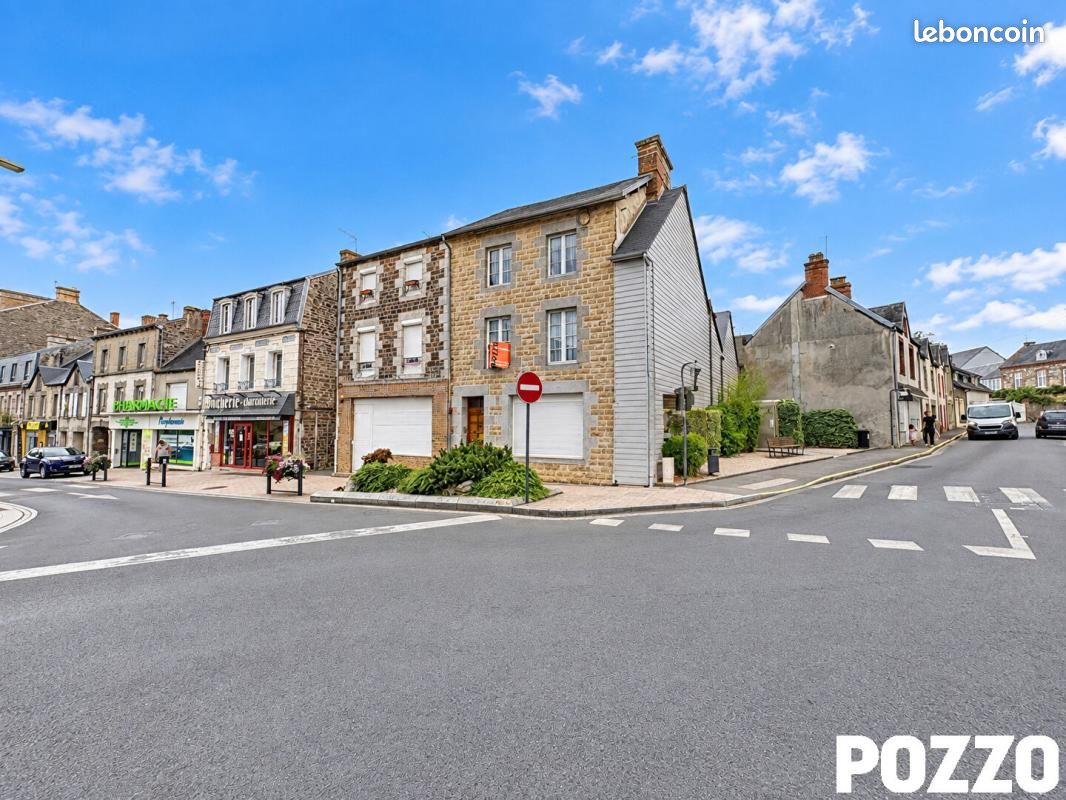 Maison 9 pièces 186 m² · à Bréhal · 186 m² · 199 000 €