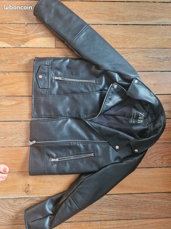 Perfecto ZARA enfant simili cuir noir Vêtements