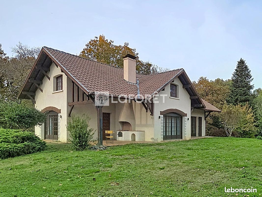 Maison 7 pièces 180 m² · à Orthez · 180 m² · 202 000 €
