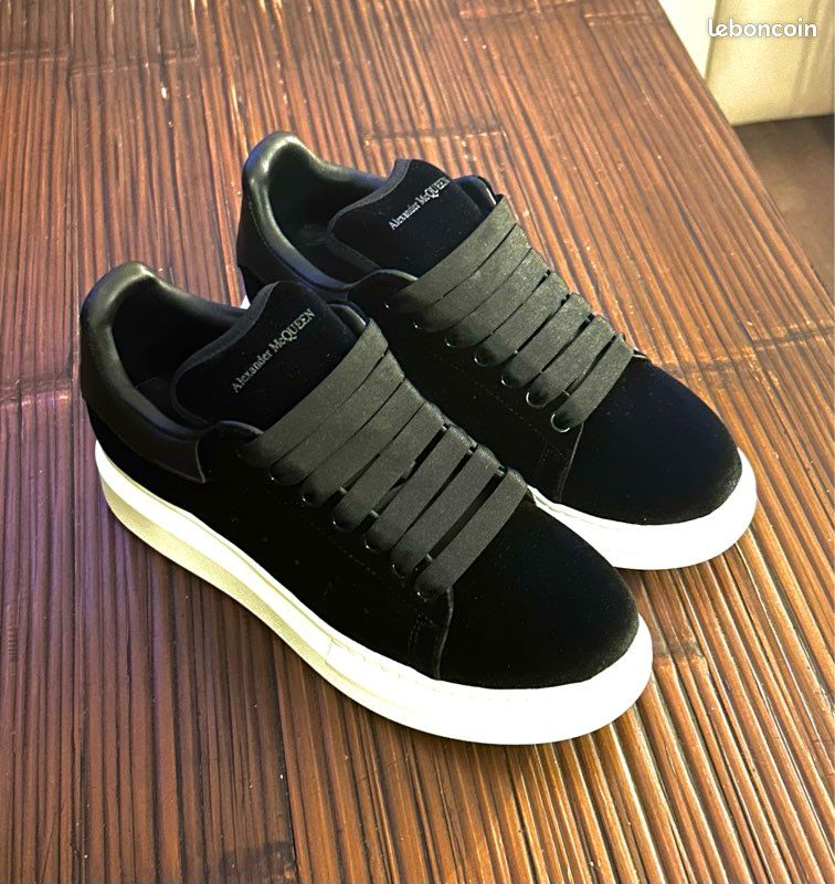 Mcqueen Noir Semelle Blanche Neuf Originales Alexander Mc Queen