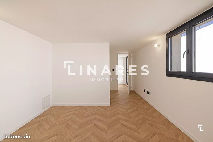Duplex 5 pièces 120 m² — 18