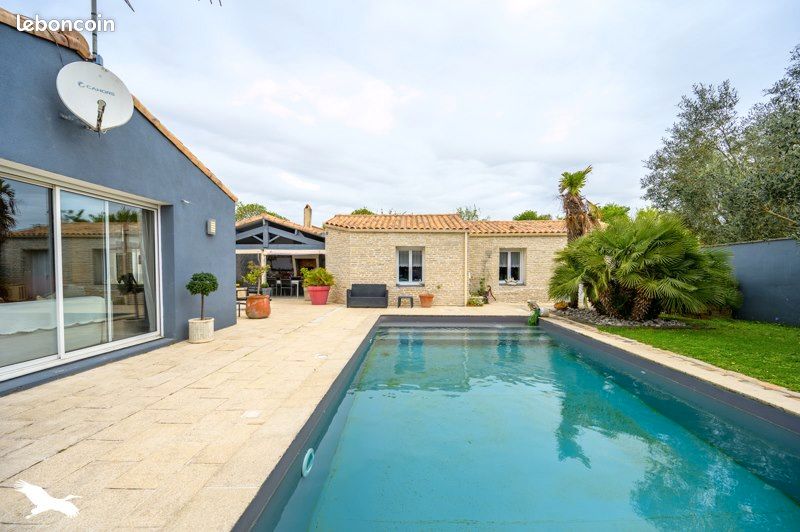 Maison 6 pièces 175 m² · à Dompierre-sur-Mer · 175 m² · 607 260 €