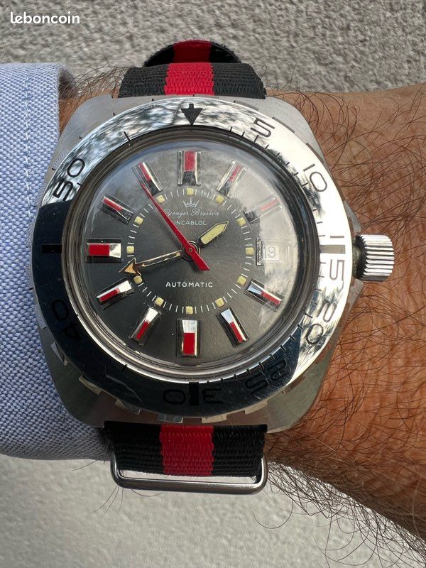 Superbe montre de plongée automatique Yonger Bresson des années