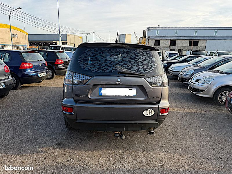 Mitsubishi OUTLANDER 2.0 MIVEC 2WD 147cv (image 6)