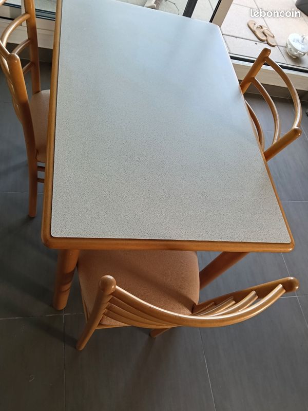 Ensemble table à manger et chaises (image 2)