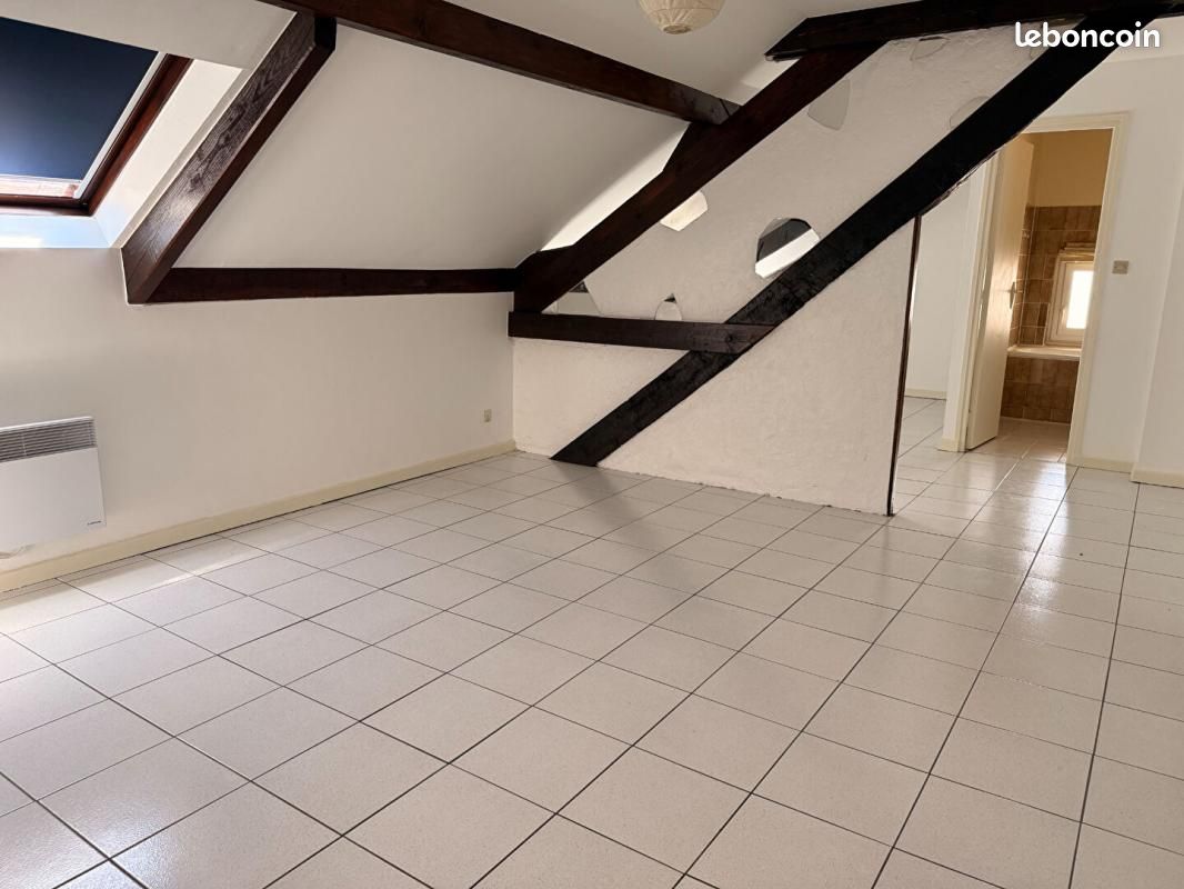 Appartement 2 pièces 43 m² · à Arpajon · 43 m² · 650 €
