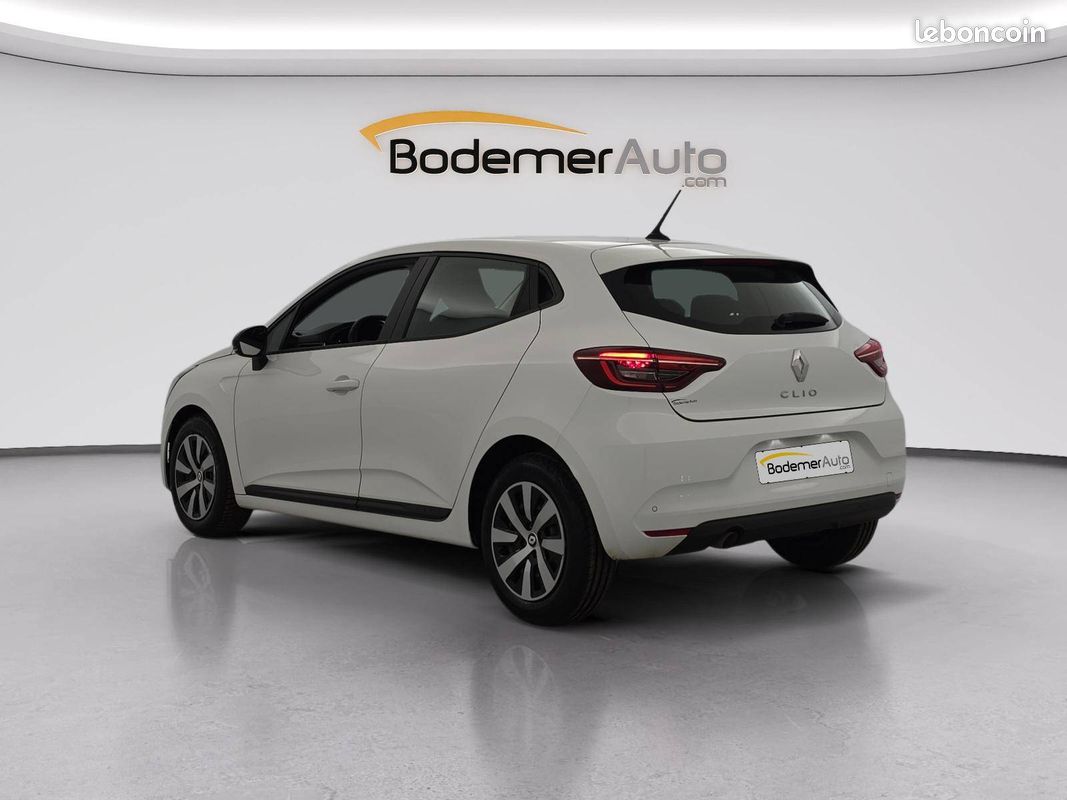 RENAULT Clio TCe 90 Equilibre (image 3)