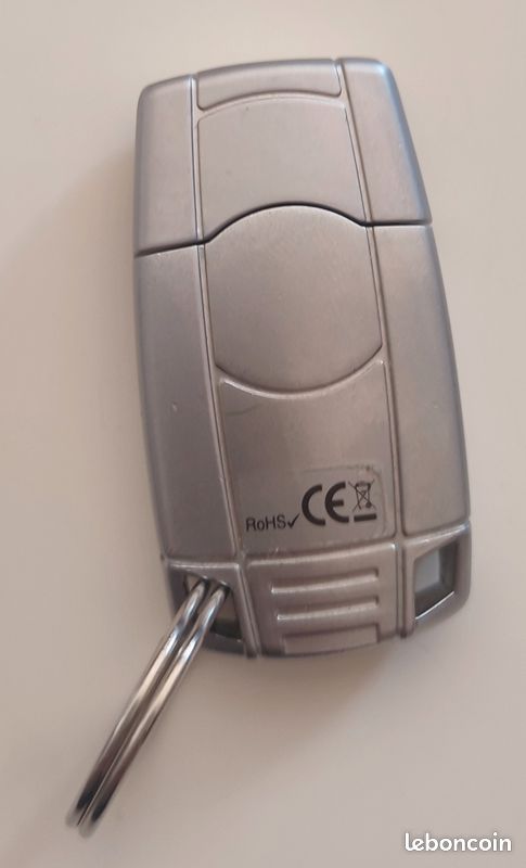 Clé usb BMW 1 Gb (image 2)