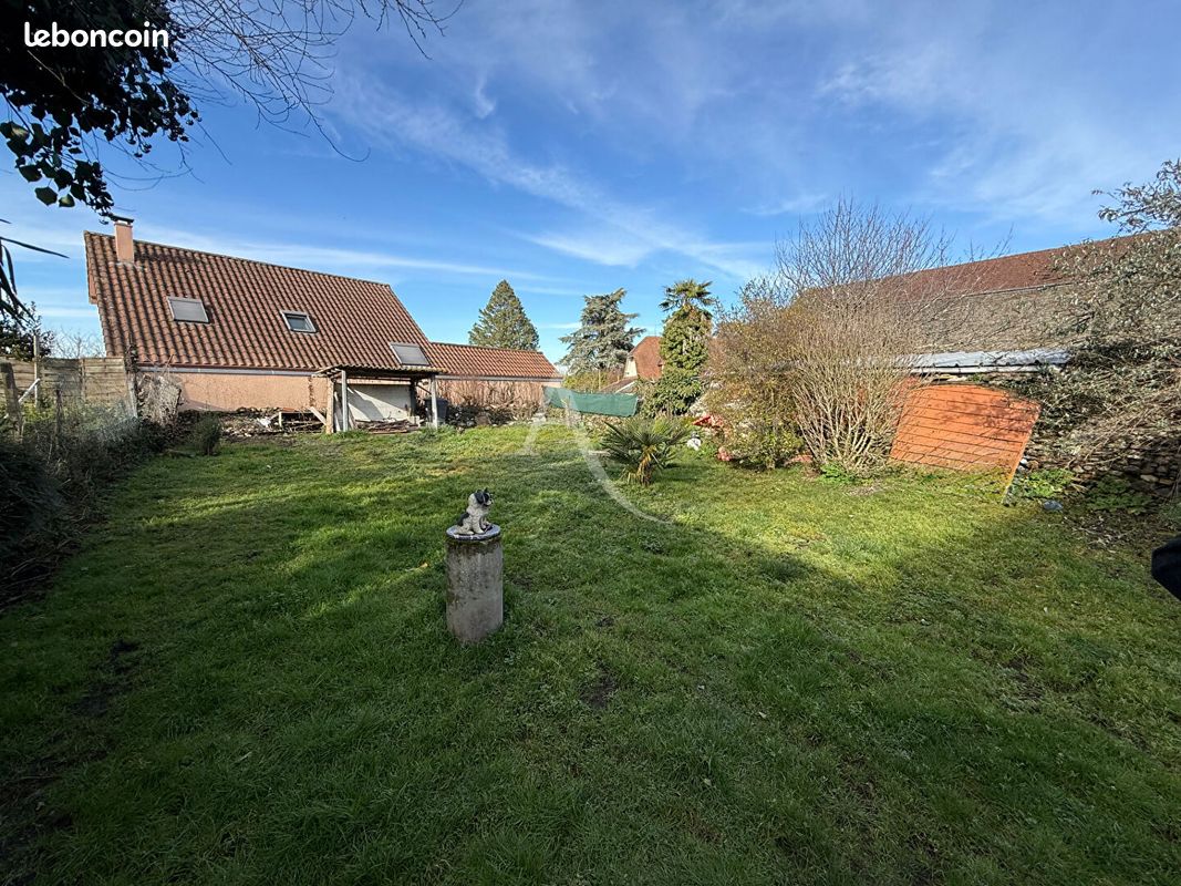Immeuble 13 pièces 200 m² · à Jurançon · 200 m² · 303 000 €
