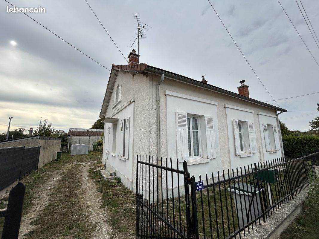 Maison 6 pièces 137 m² · à Fontaine-les-Grès · 137 m² · 199 000 €