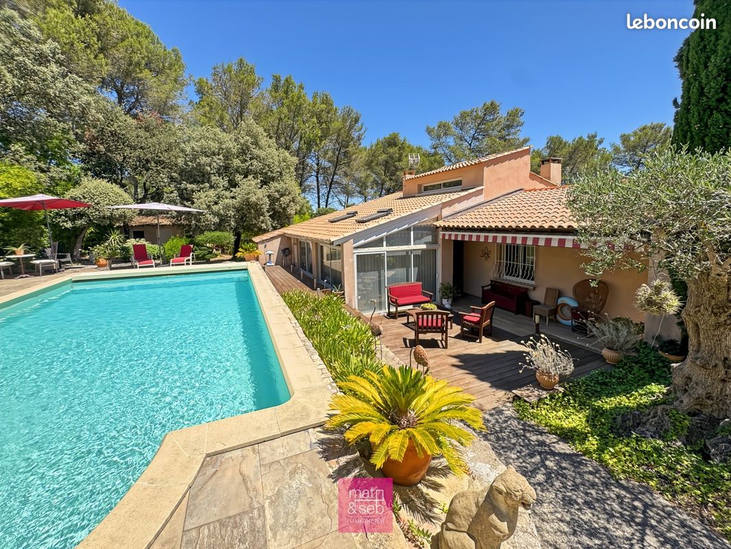 Maison 7 pièces 206 m² · à Langlade · 206 m² · 649 000 €