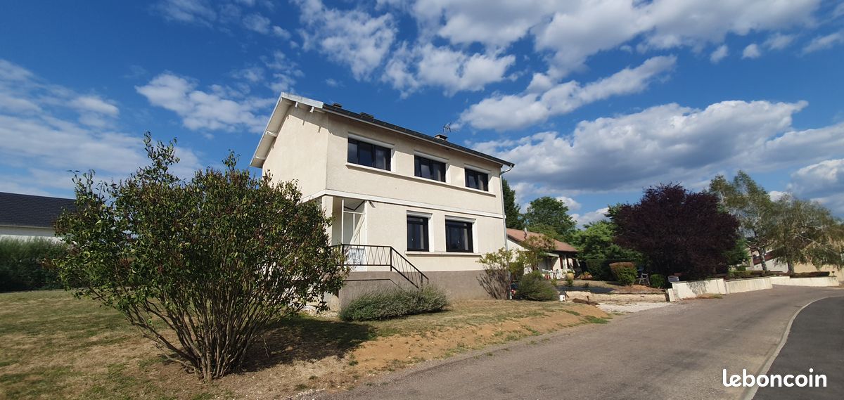 Maison 7 pièces 92 m² · à Rioz · 92 m² · 187 500 €