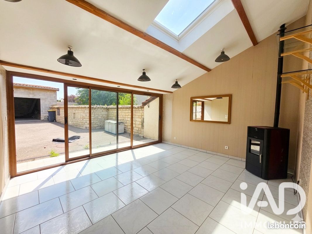 Maison 9 pièces 223 m² · à Chevillon · 223 m² · 149 000 €