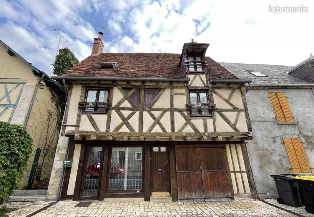 Maison 4 pièces 110 m² · à Bourges · 110 m² · 145 800 €