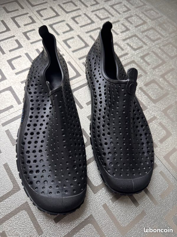 Chaussure aquatique - eau (image 2)