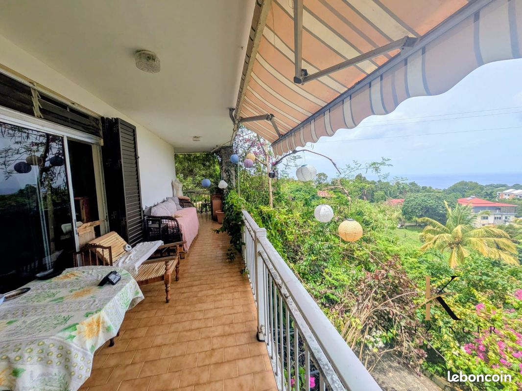 Maison 7 pièces 145 m² · à Saint-Claude · 145 m² · 320 000 €