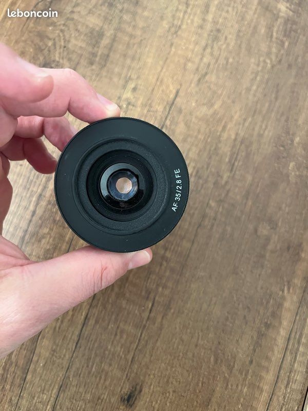 Samyang AF 35mm f/2.8 FE (image 2)