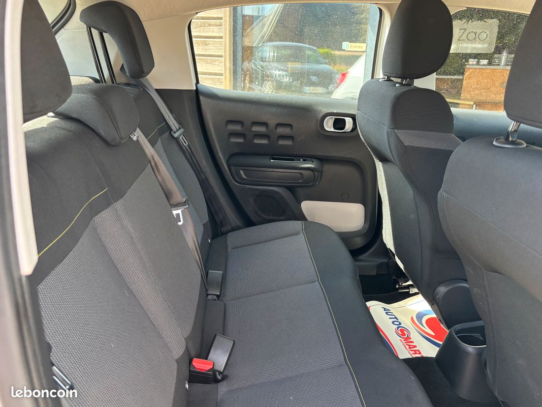 Citroën C3 blanche, photo 4