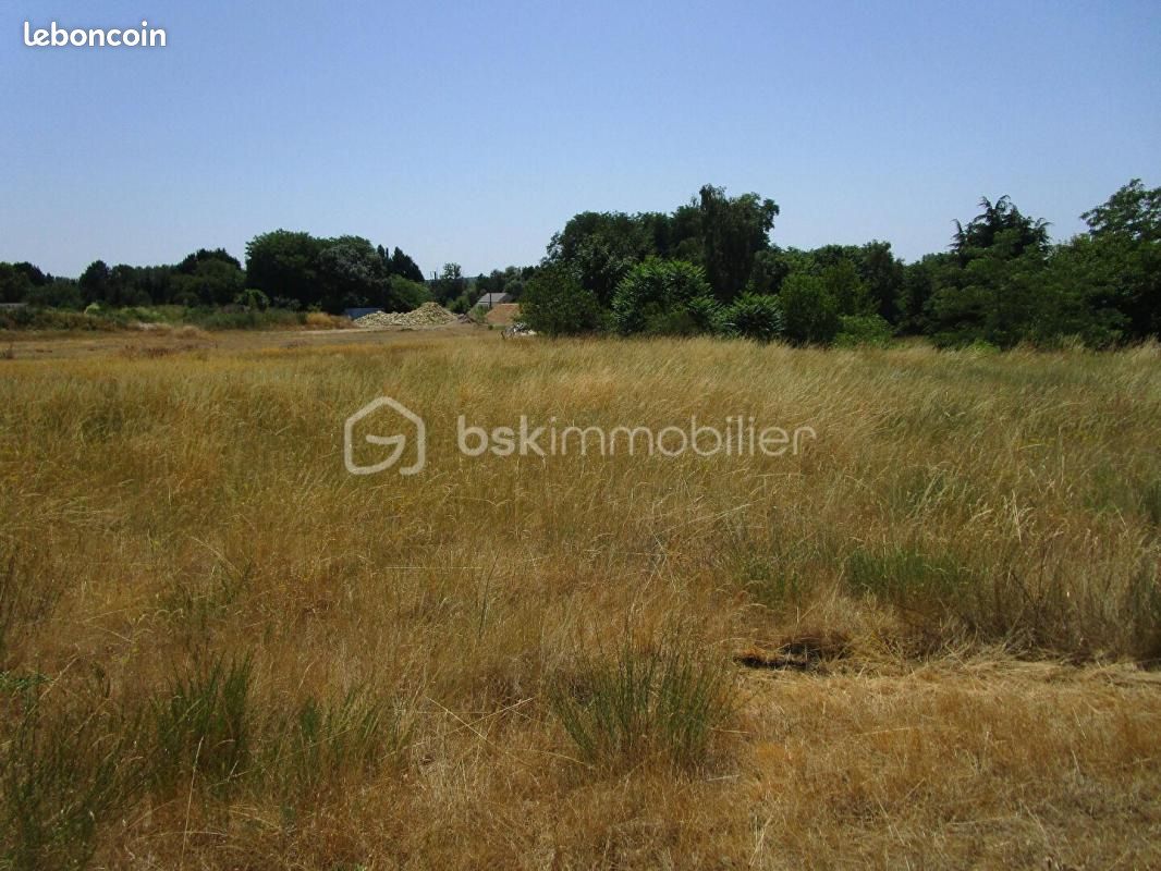 Terrain 4 078 m² Thesee · à Thésée · 41 000 €