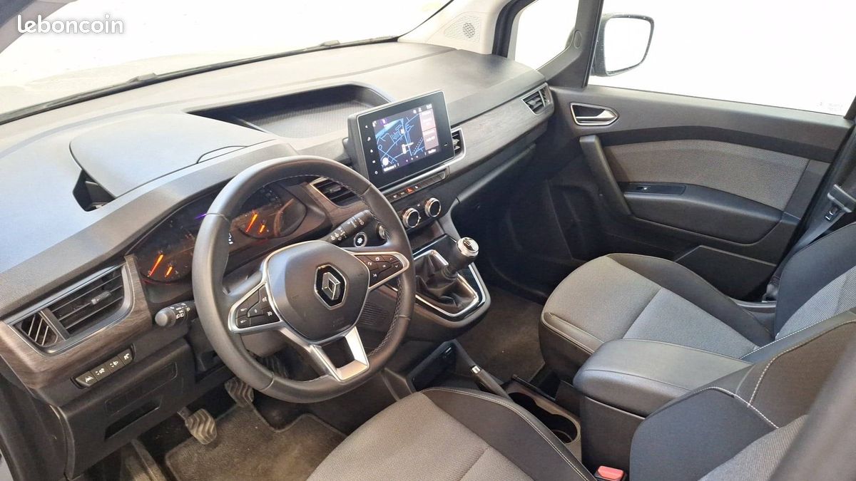 Renault kangoo blue dci 95 intens (image 11)