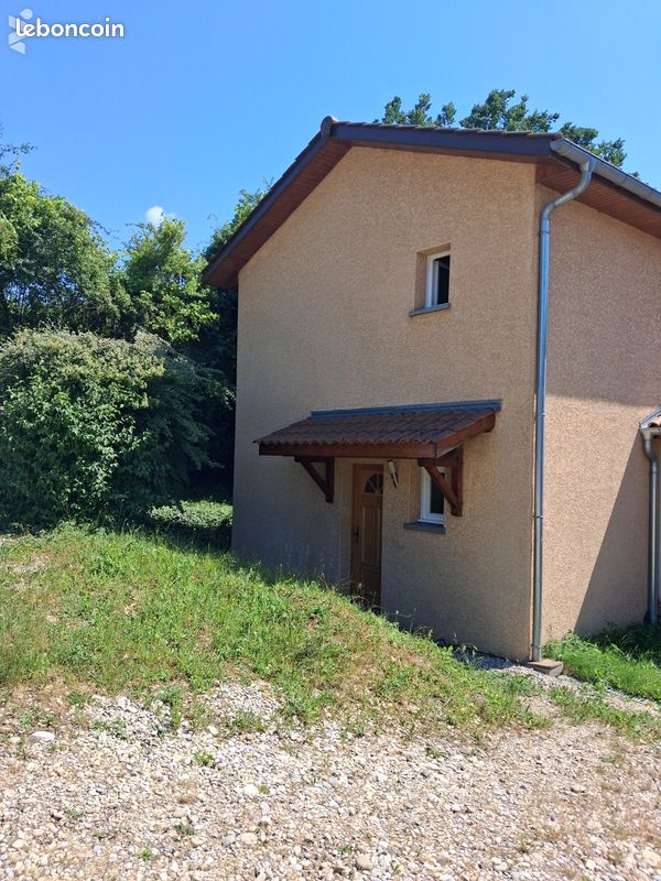 Maison 4 pièces 91 m² · à Valencin · 91 m² · 1 100 €