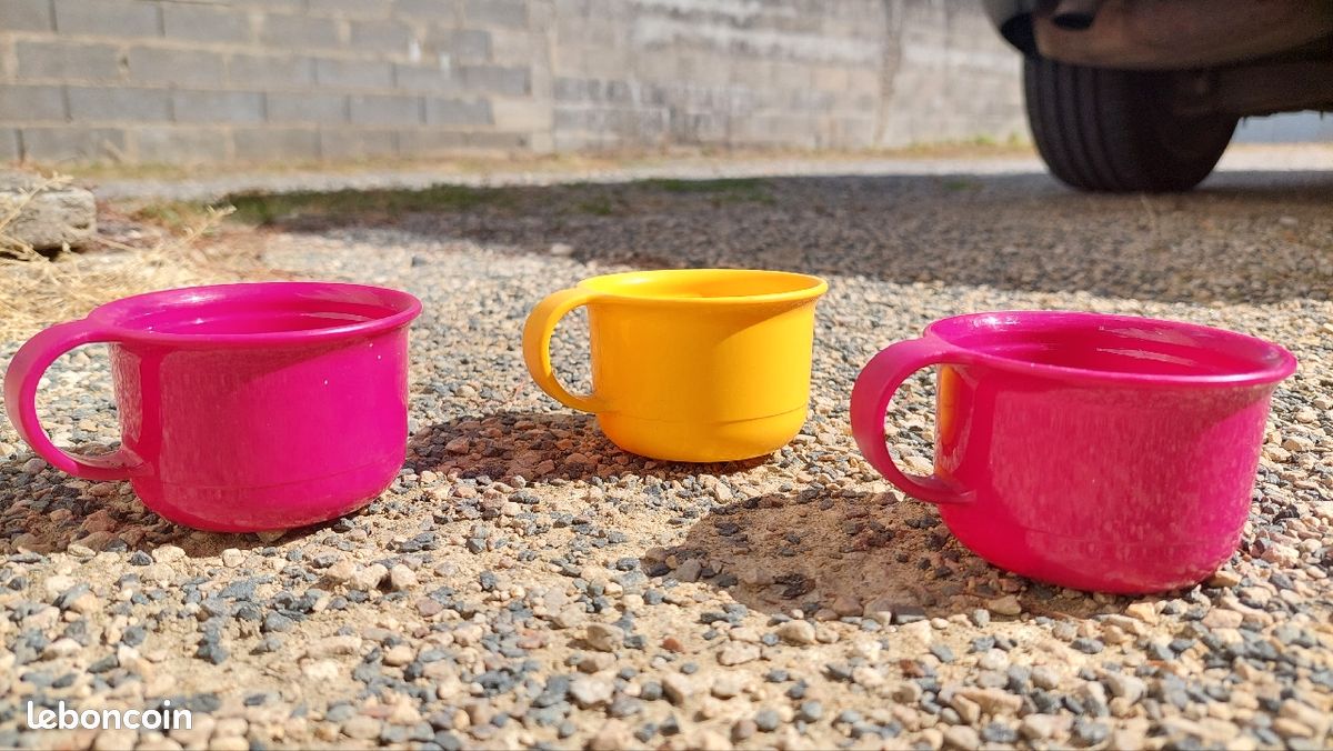 3 petites tasse à café Tupperware (image 1)