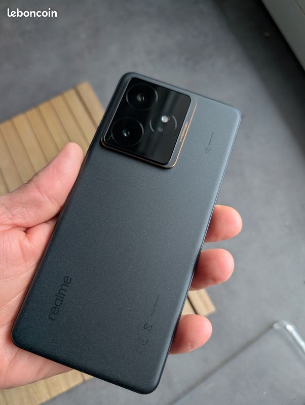 Smartphone - REALME - GT7 - 12Go RAM - 256Go - Charge rapide 120W - Téléphonie