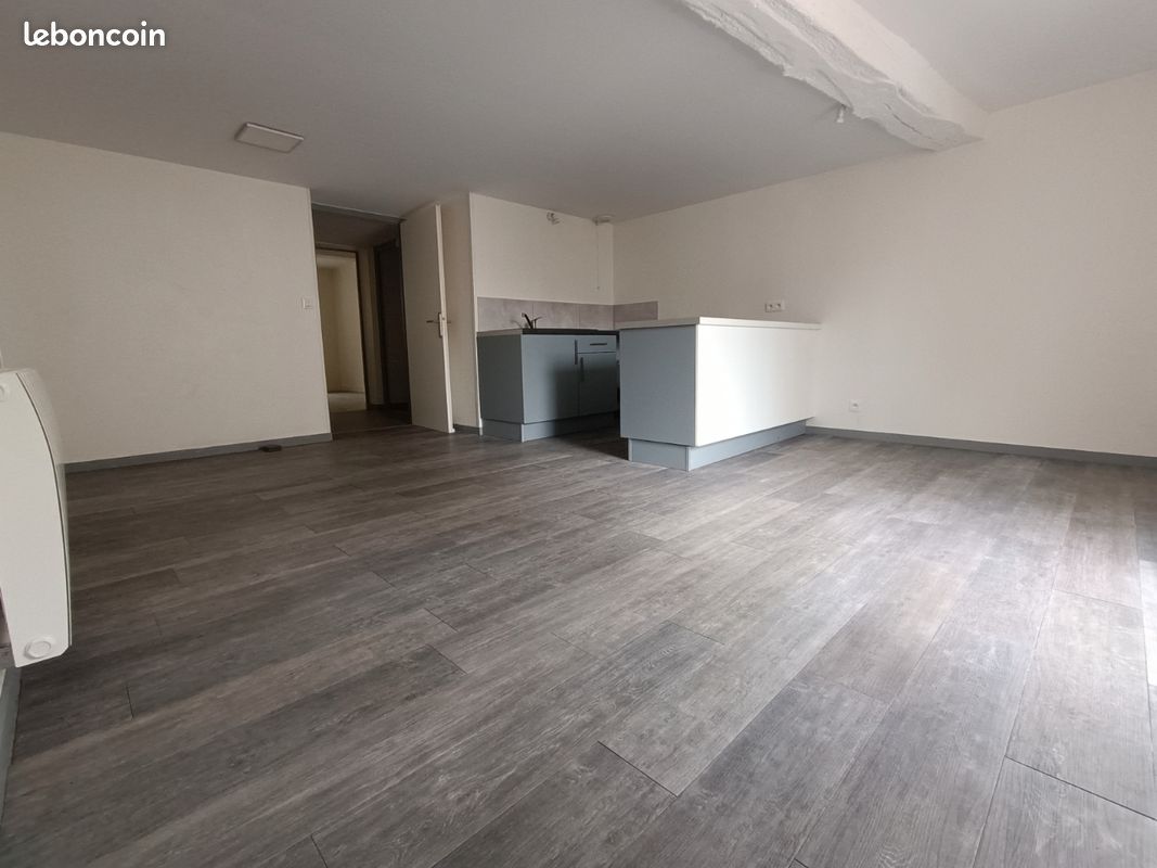 Appartement 2 pièces 45 m² · à Poitiers · 44,6 m² · 485 €