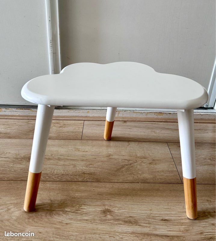 Table enfant (image 1)