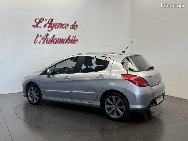 Peugeot 308 2.0 hdi 163cv Feline / GPS / Toit panoramique/ Régulateur / Radar / Cuir / (image 6)